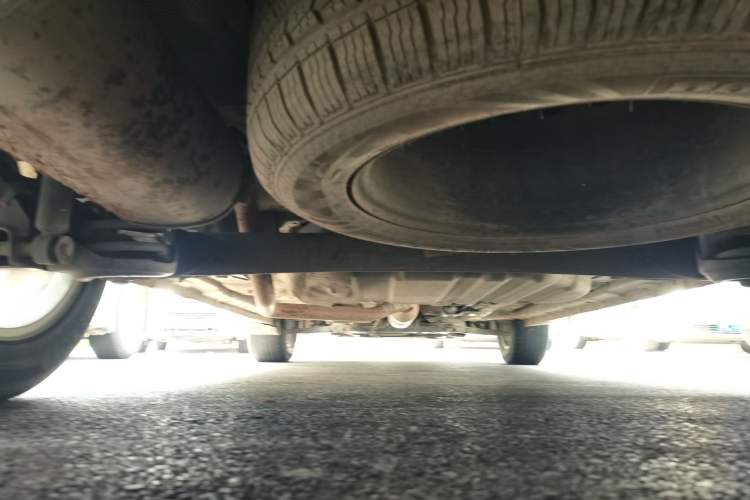 Used Dongfeng Fengon 580 2017 1.5T CVT Comfort Model Chassis Rear