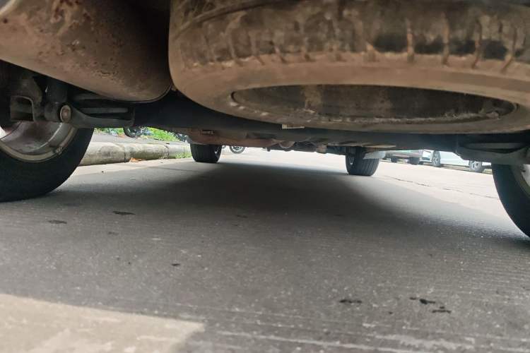Used Dongfeng Fengon 580 2017 1.5T CVT Comfort Model Chassis Rear