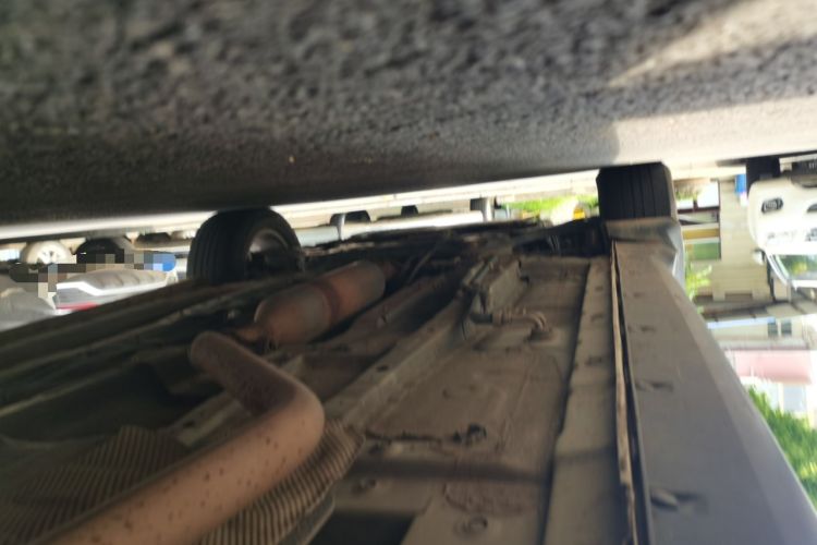 Used Dongfeng Fengon 580 2017 1.5T CVT Comfort Model Chassis Rear Left