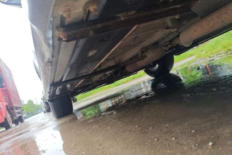 Used Dongfeng Fengon 580 2017 1.5T CVT Luxury Model Chassis Rear Left