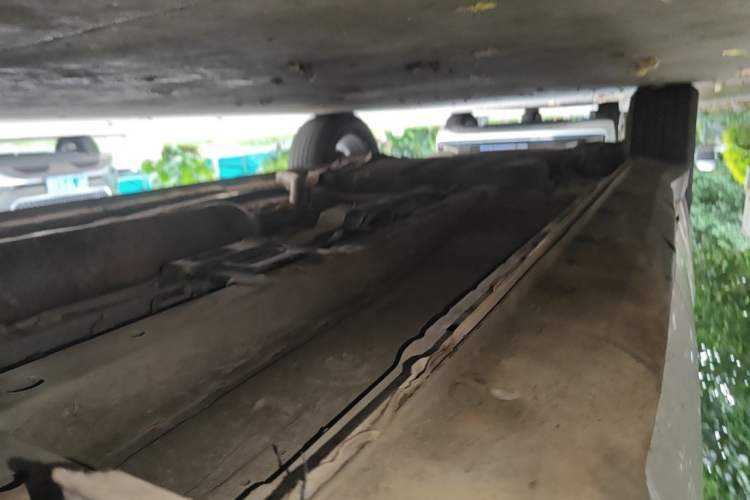Used Dongfeng Fengon 580 2017 1.5T CVT Comfort Model Chassis Rear Right
