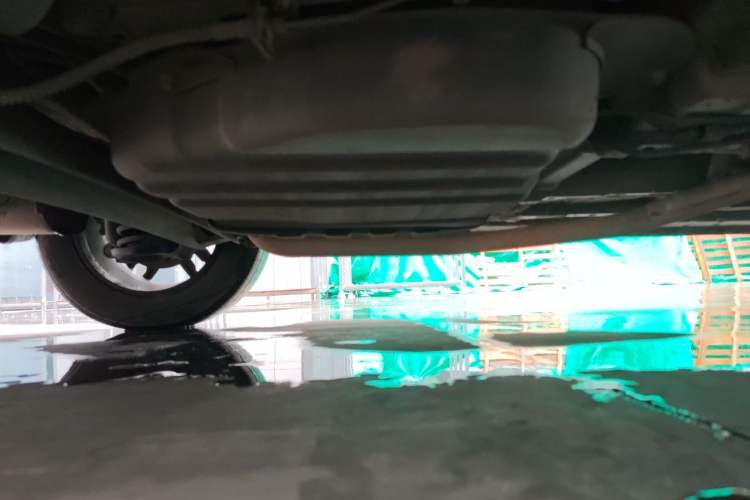 Used Dongfeng Fengon 580 2017 1.5T CVT Smart Style Model Chassis Rear Right