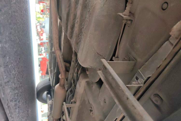 Used Dongfeng Fengon 580 2017 1.5T CVT Luxury Model Chassis Rear Right