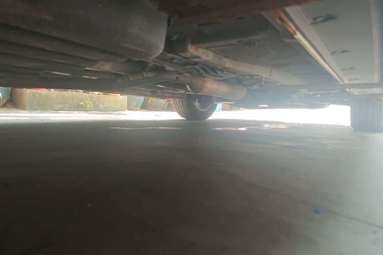 Used Dongfeng Fengon 580 2017 1.5T CVT Smart Style Model Chassis Rear Right