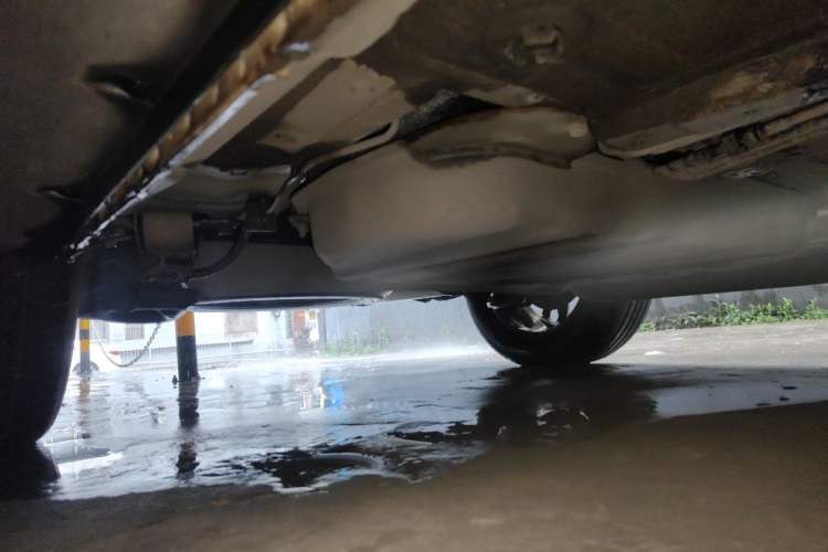 Used Dongfeng Fengon 580 2017 1.5T CVT Smart Style Model Chassis Rear Right