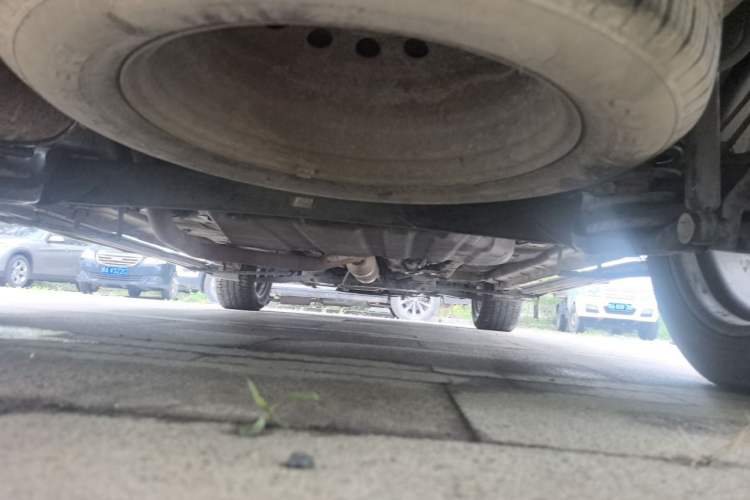 Used Dongfeng Fengon 580 2017 1.5T CVT Smart Connectivity Model Chassis Rear