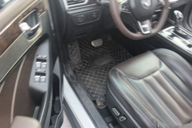 Used Dongfeng Fengon 580 2017 1.5T CVT Smart Style Model Driver Seat