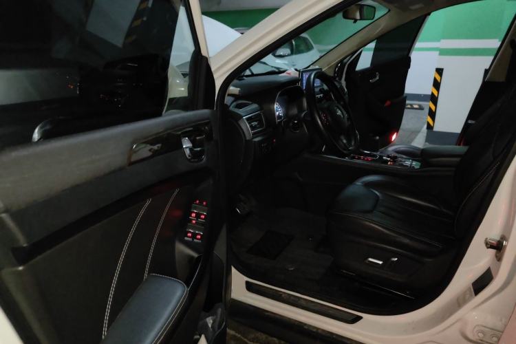 Used Dongfeng Fengon 580 2017 1.5T CVT Smart Style Model Driver Seat