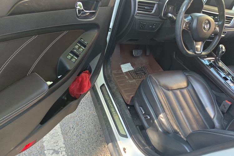 Used Dongfeng Fengon 580 2017 1.5T CVT Smart Connectivity Model Driver Seat