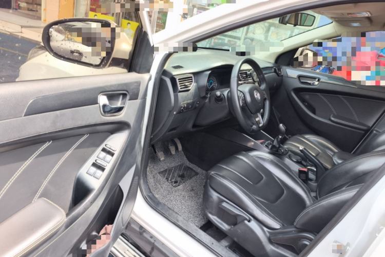 Used Dongfeng Fengon 580 2017 1.8L Manual Comfort Model Driver Seat