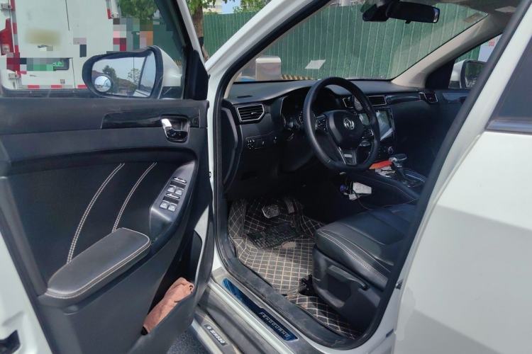 Used Dongfeng Fengon 580 2017 1.5T CVT Luxury Model Driver Seat