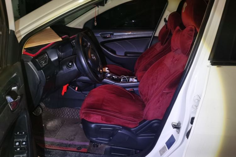 Used Dongfeng Fengon 580 2017 1.5T CVT Luxury Model Driver Seat