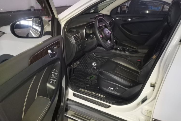 Used Dongfeng Fengon 580 2017 1.5T CVT Smart Style Model Driver Seat