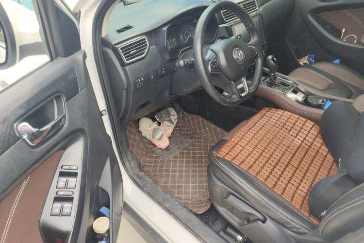 Used Dongfeng Fengon 580 2017 1.5T CVT Comfort Model Driver Seat