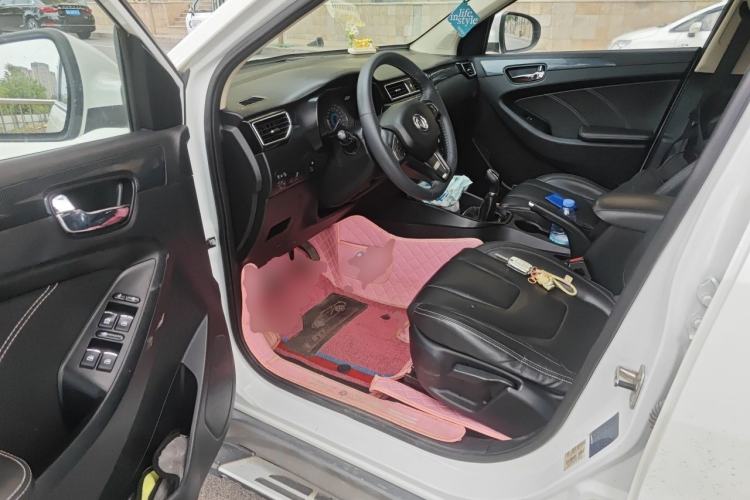 Used Dongfeng Fengon 580 2017 1.8L Manual Comfort Model Driver Seat