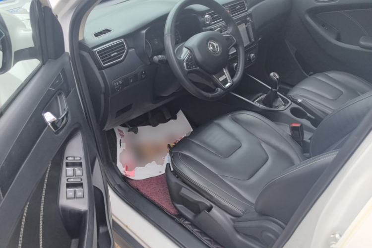 Used Dongfeng Fengon 580 2017 1.8L Manual Comfort Model Driver Seat