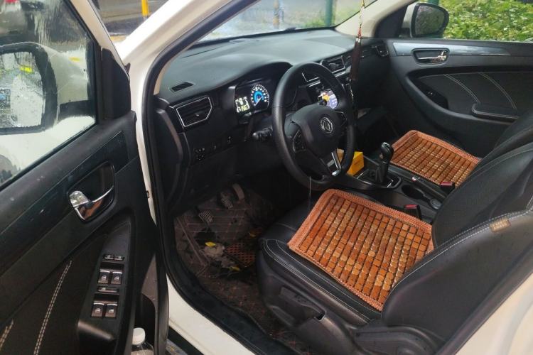 Used Dongfeng Fengon 580 2017 1.8L Manual Comfort Model Driver Seat