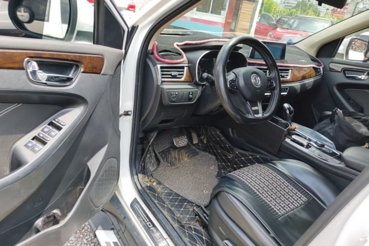 Used Dongfeng Fengon 580 2017 1.5T CVT Smart Style Model Driver Seat