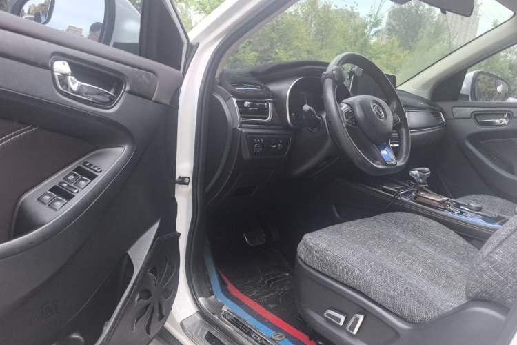 Used Dongfeng Fengon 580 2017 1.5T CVT Smart Connectivity Model Driver Seat