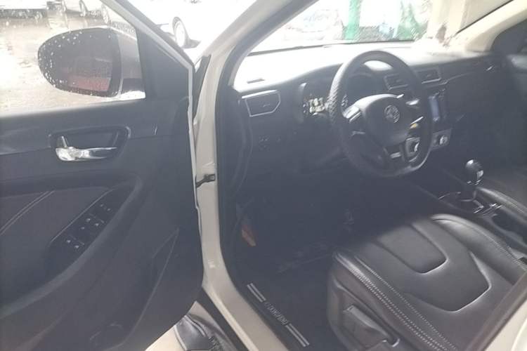 Used Dongfeng Fengon 580 2017 1.8L Manual Comfort Model Driver Seat