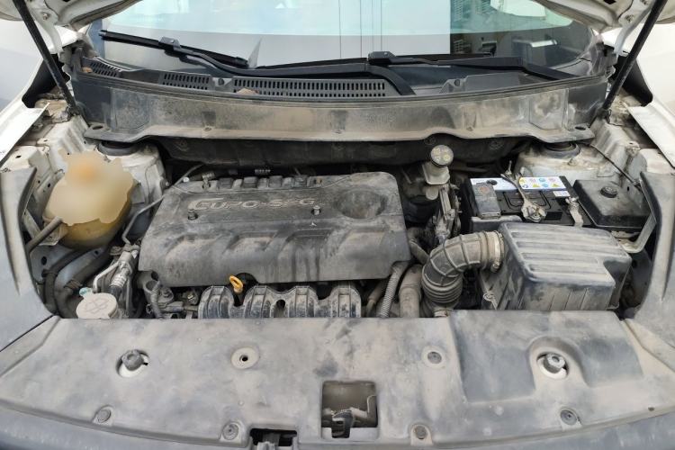 Used Dongfeng Fengon 580 2017 1.8L Manual Comfort Model Engine Bay