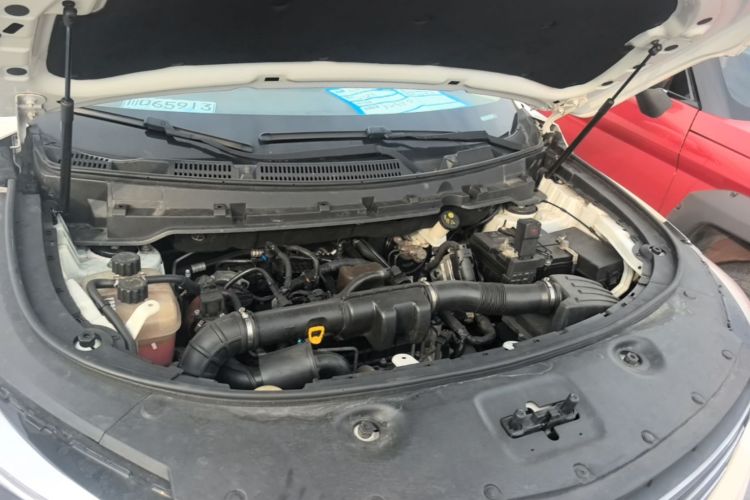 Used Dongfeng Fengon 580 2017 1.5T CVT Smart Style Model Engine Bay