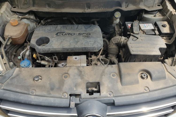 Used Dongfeng Fengon 580 2017 1.5T CVT Comfort Model Engine Bay