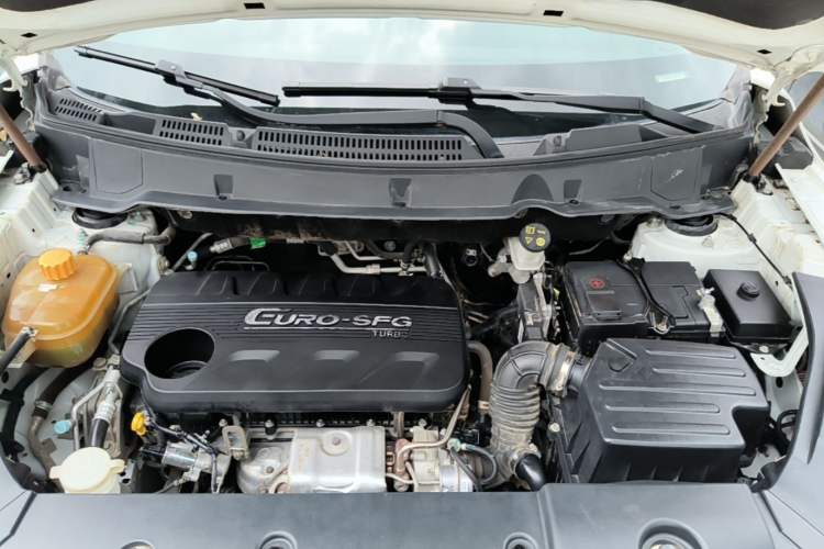 Used Dongfeng Fengon 580 2017 1.5T CVT Comfort Model Engine Bay