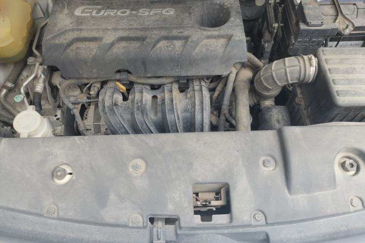 Used Dongfeng Fengon 580 2017 1.8L Manual Comfort Model Engine Bay