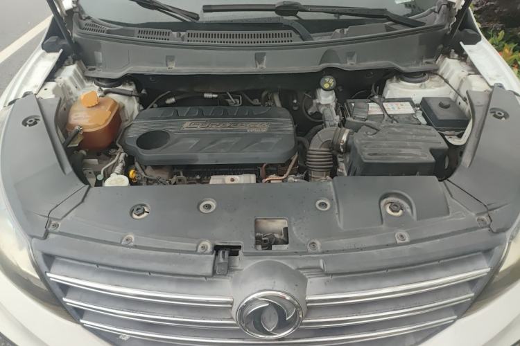 Used Dongfeng Fengon 580 2017 1.5T CVT Smart Style Model Engine Bay