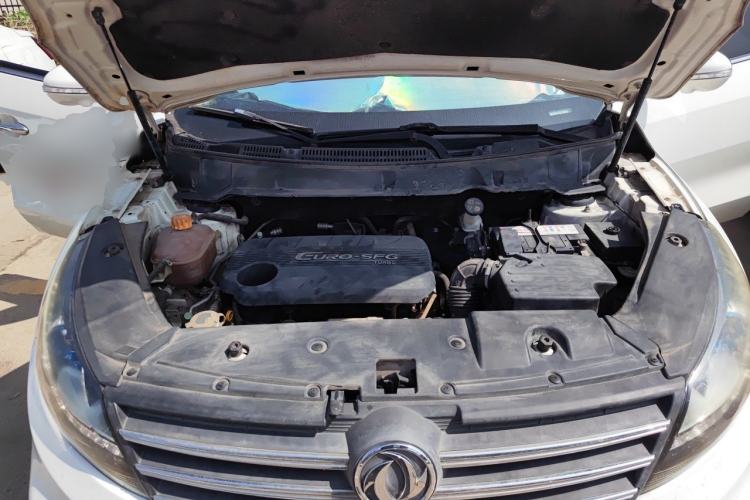 Used Dongfeng Fengon 580 2017 1.5T CVT Smart Style Model Engine Bay