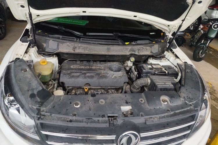 Used Dongfeng Fengon 580 2017 1.8L Manual Comfort Model Engine Bay