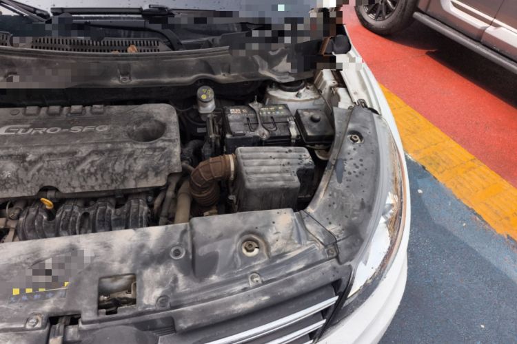 Used Dongfeng Fengon 580 2017 1.8L Manual Comfort Model Engine Bay Left