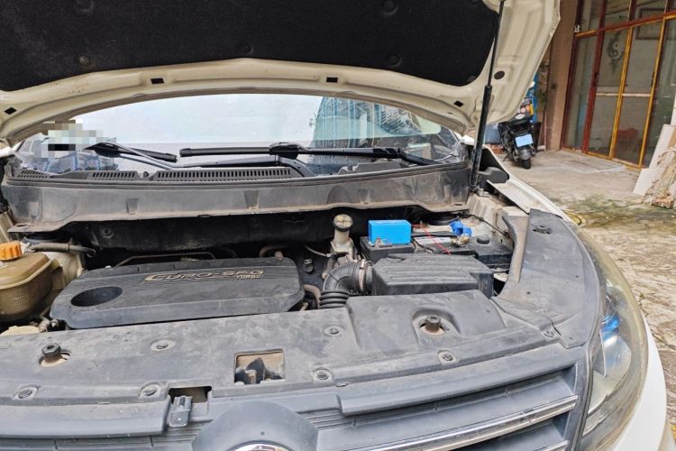 Used Dongfeng Fengon 580 2017 1.5T CVT Smart Style Model Engine Bay Left