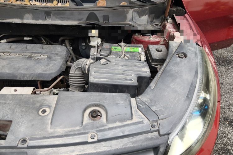 Used Dongfeng Fengon 580 2017 1.5T CVT Smart Connectivity Model Engine Bay Left
