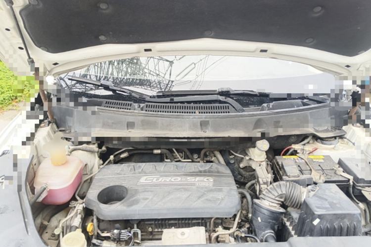 Used Dongfeng Fengon 580 2017 1.5T CVT Comfort Model Engine Bay
