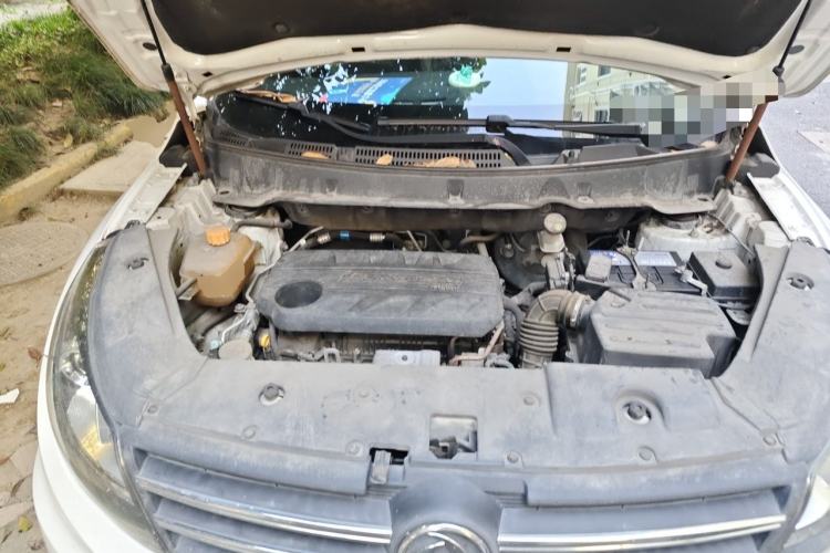 Used Dongfeng Fengon 580 2017 Revised Version 1.5T CVT Luxury Edition Engine Bay