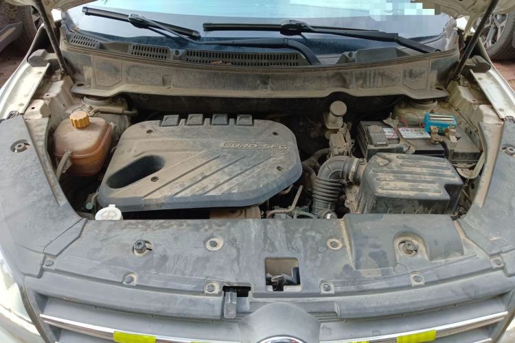 Used Dongfeng Fengon 580 2017 1.5T CVT Luxury Model Engine Bay