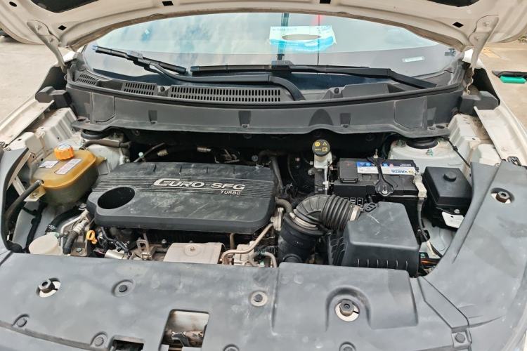 Used Dongfeng Fengon 580 2017 1.5T CVT Luxury Model Engine Bay