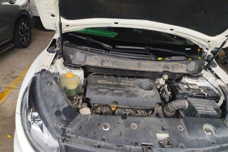 Used Dongfeng Fengon 580 2017 1.8L Manual Comfort Model Engine Bay Right