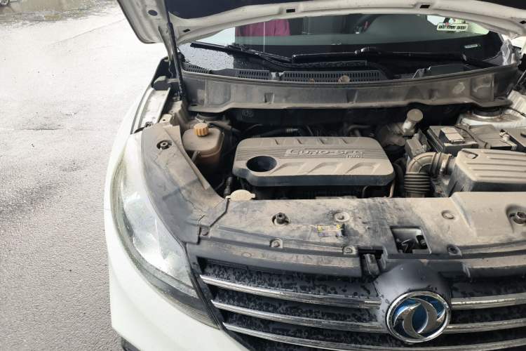 Used Dongfeng Fengon 580 2017 1.5T CVT Luxury Model Engine Bay Right