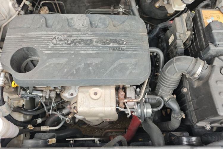 Used Dongfeng Fengon 580 2017 1.5T CVT Smart Style Model Engine Bay