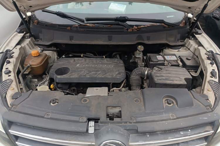 Used Dongfeng Fengon 580 2017 1.5T CVT Smart Style Model Engine Bay