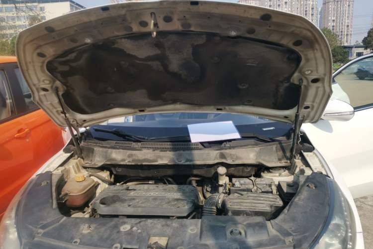 Used Dongfeng Fengon 580 2017 1.5T CVT Comfort Model Engine Bay