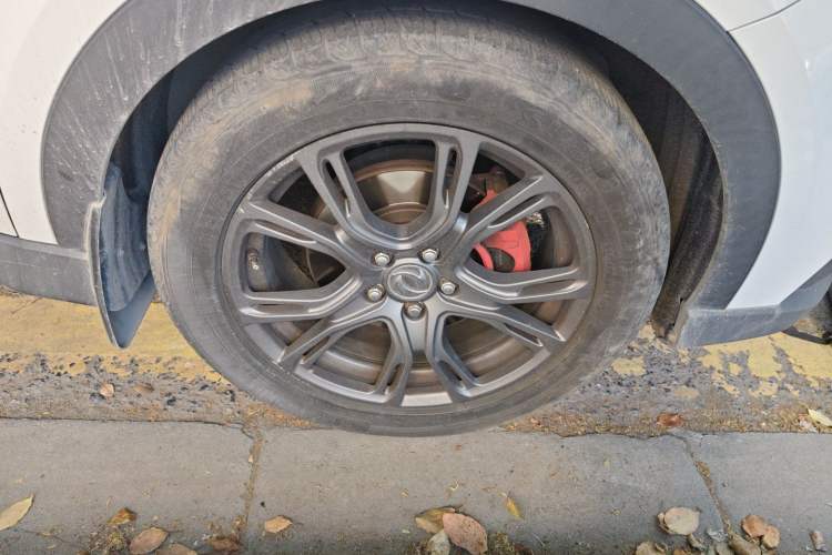 Used Dongfeng Fengon 580 2017 1.5T CVT Smart Connectivity Model Exterior 1