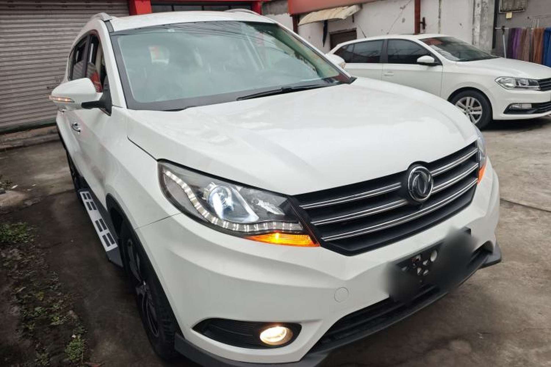 Used Dongfeng Fengon 580 2017 Revised Version 1.5T CVT Luxury Edition Exterior 1