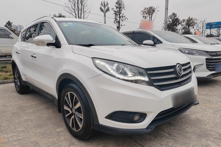 Used Dongfeng Fengon 580 2017 1.5T Manual Luxury Model Exterior 2