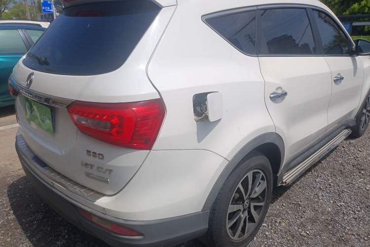 Used Dongfeng Fengon 580 2017 Revised Version 1.5T CVT Luxury Edition Exterior 3