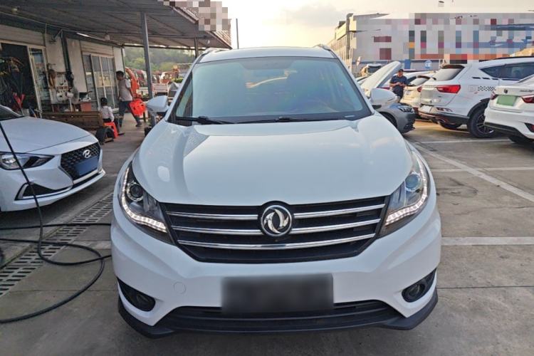 Used Dongfeng Fengon 580 2017 1.5T Manual Luxury Model Front
