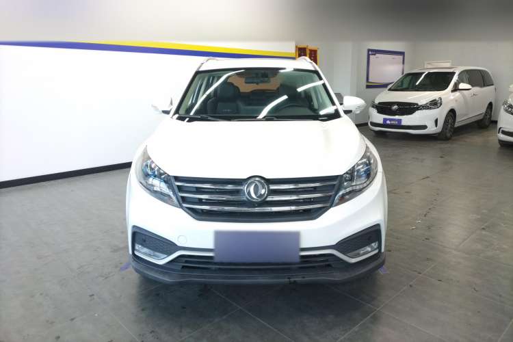 Used Dongfeng Fengon 580 2017 1.5T CVT Smart Style Model Front